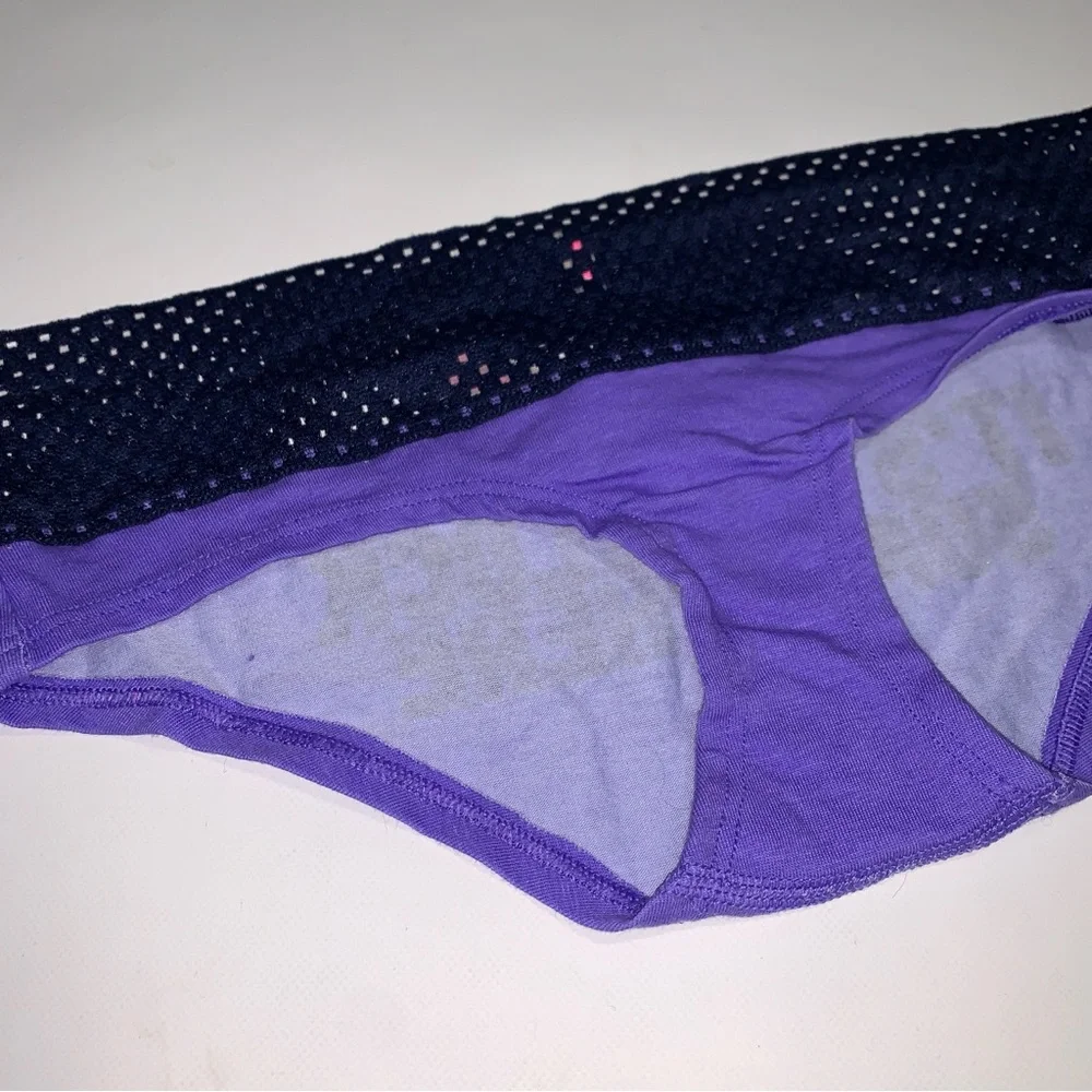 **** LAST PAIR **** Victoria's Secret PINK Purple Navy Panties‎ Under XS P077